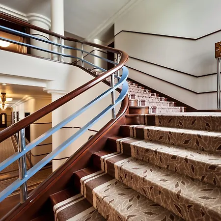 Terra Nostra Garden 4*